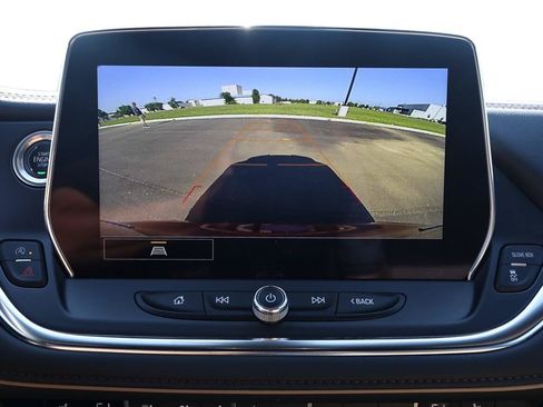 Used 2024 Chevrolet Blazer Premier FWD image 19