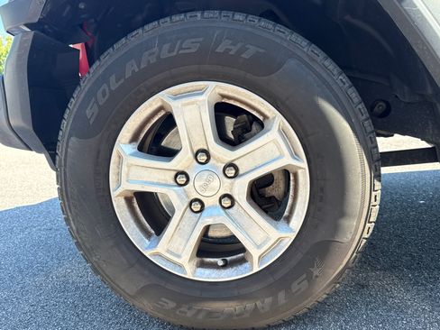 Used 2020 Jeep Wrangler Unlimited Sport S AWD/4WD image 11