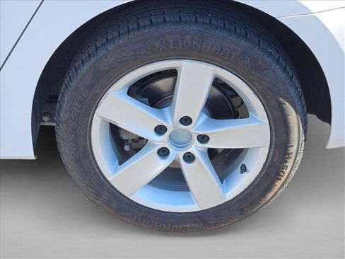 Used 2012 Volkswagen Jetta TDI image 8