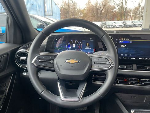 Used 2025 Chevrolet Equinox LT image 27