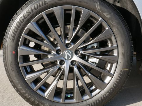 New 2026 Lexus RX 350 image 13