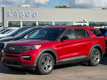 Certified 2023 Ford Explorer XLT w/ Equipment Group 202A