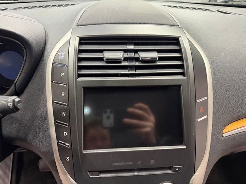 Used 2016 Lincoln MKC Reserve w/ Lincoln MKC Climate Package image 39