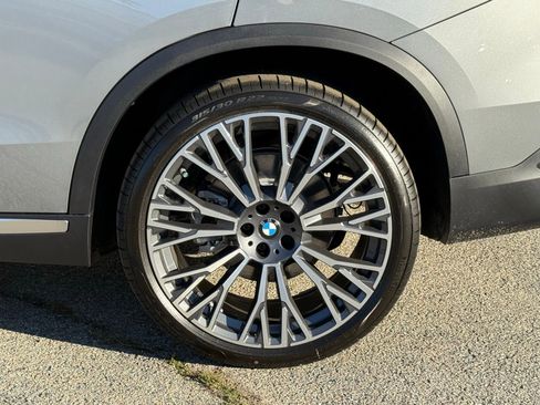 New 2026 BMW X5 sDrive40i image 18