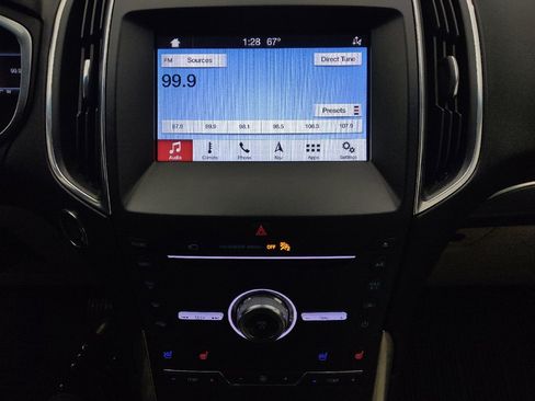 Used 2019 Ford Edge Titanium w/ Equipment Group 301A AWD/4WD image 25