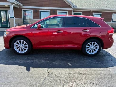 Used 2010 Toyota Venza FWD image 6