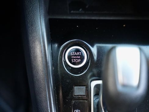 Used 2024 Nissan Versa SR w/ Trunk Package image 22