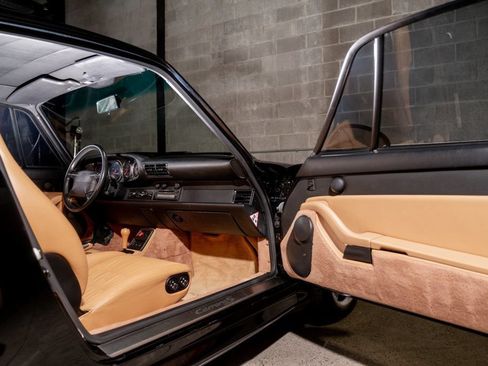 Used 1997 Porsche 911 Carrera S RWD image 23