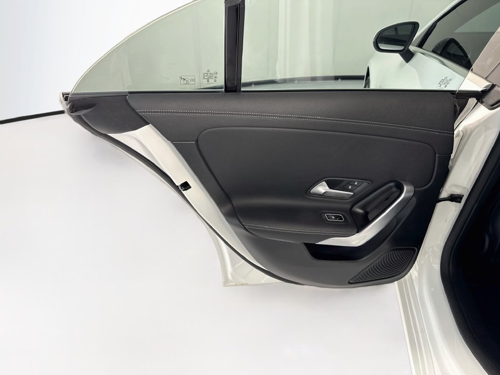 Used 2023 Mercedes-Benz CLA 250 image 26