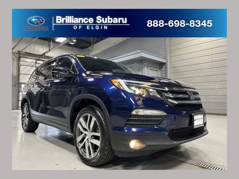 Used 2017 Honda Pilot Touring image 1