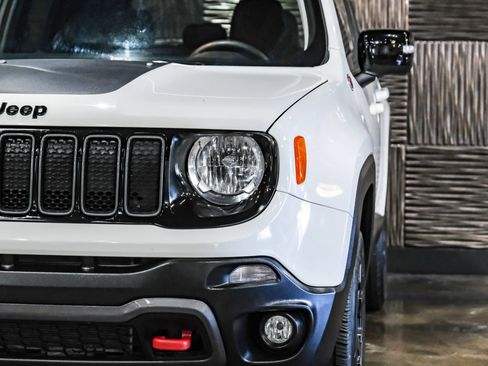 Used 2023 Jeep Renegade Trailhawk AWD/4WD image 43