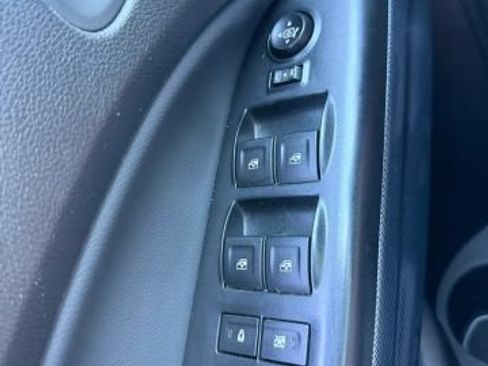 Used 2016 Chevrolet Colorado Z71 AWD/4WD image 19