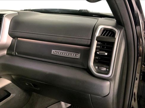 Used 2020 RAM 1500 Laramie w/ Sport Appearance Package AWD/4WD image 16