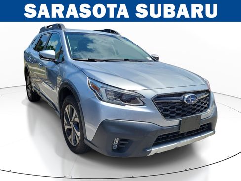 Used 2020 Subaru Outback Limited AWD/4WD image 1