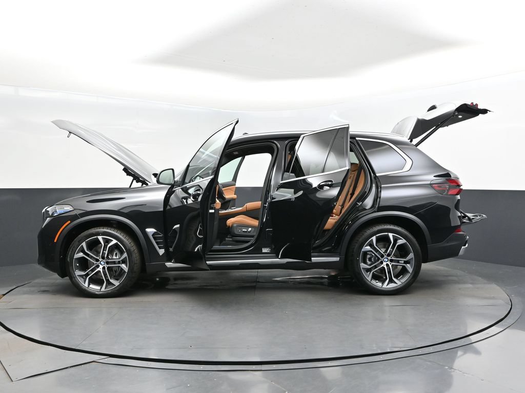 Certified 2026 BMW X5 sDrive40i w/ Parking Assistance Package RWD image 46