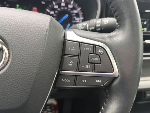 Used 2020 Toyota Highlander Platinum AWD/4WD image 30