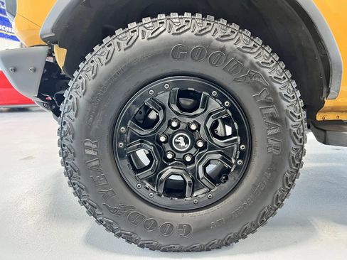 Used 2022 Ford Bronco Wildtrak AWD/4WD image 29