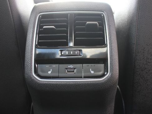 Used 2016 Volkswagen Passat 1.8T SE image 39