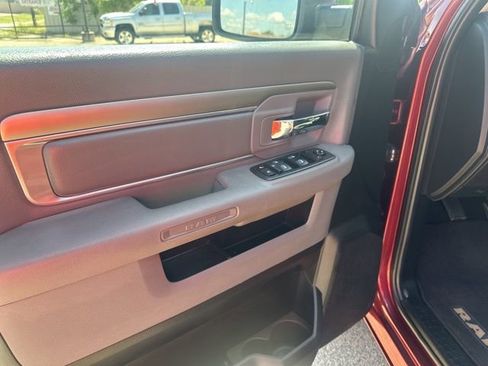 Used 2019 RAM 1500 Classic Warlock image 19