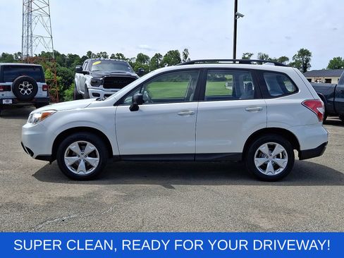 Used 2016 Subaru Forester 2.5i w/ Alloy Wheel Package AWD/4WD image 4