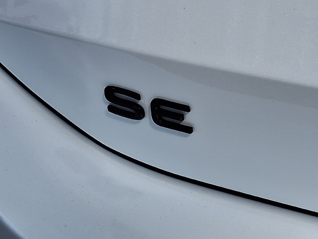 Used 2025 Volkswagen Tiguan SE R-Line AWD/4WD image 31