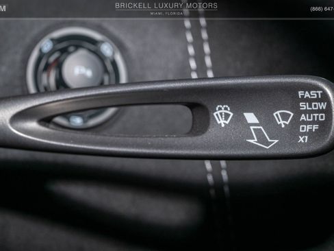 Used 2018 McLaren 570S Coupe RWD image 30