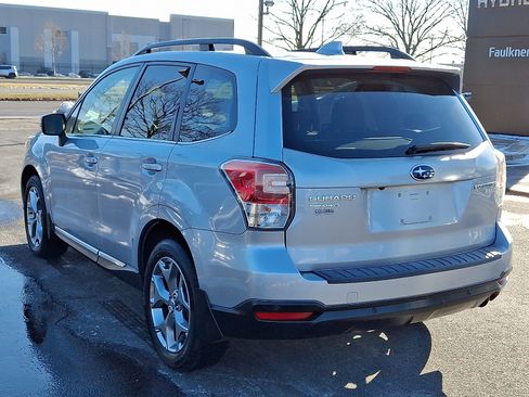 Used 2017 Subaru Forester 2.5i Touring image 4