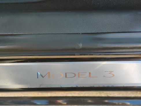 Used 2019 Tesla Model 3 Long Range AWD/4WD image 16