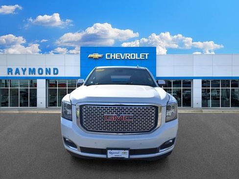Certified 2017 GMC Yukon Denali w/ Open Road Package AWD/4WD image 8