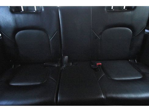 Used 2022 Nissan Armada SL w/ Captain's Chairs Package image 16