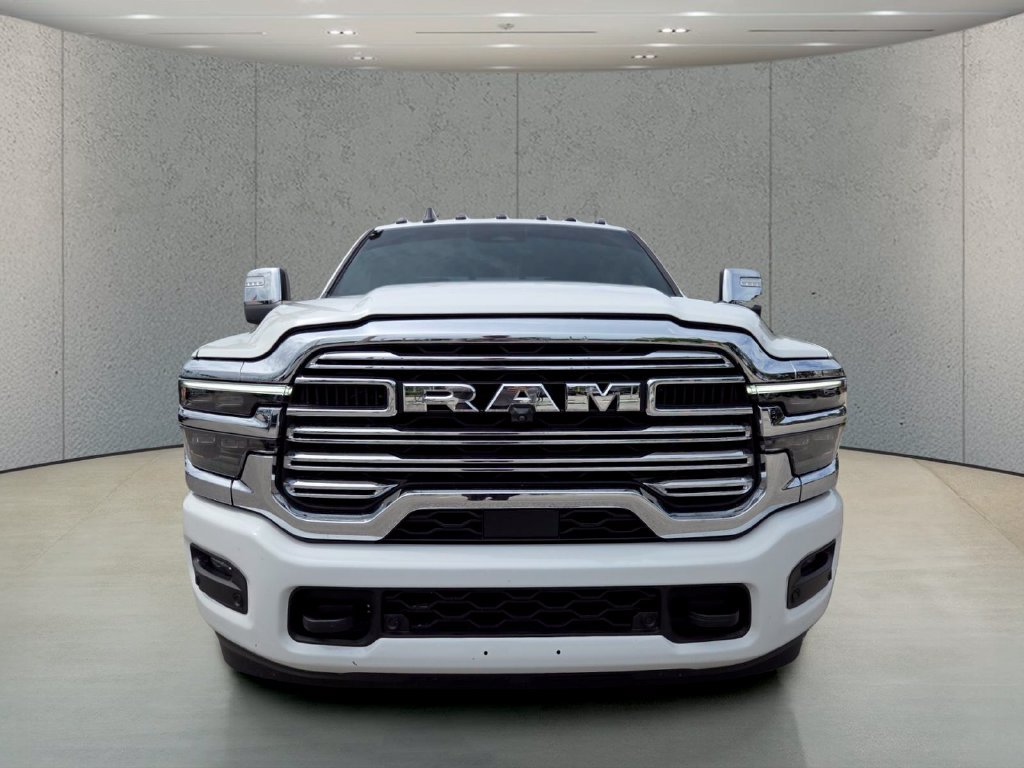 Used 2026 RAM 3500 Laramie w/ Towing Technology Group AWD/4WD image 14