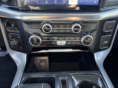 Used 2022 Ford F150 Lariat image 24