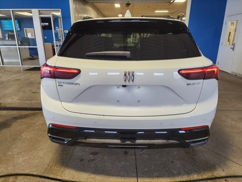 Certified 2025 Buick Envision Sport Touring image 3