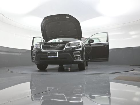 Used 2021 Subaru Forester Limited AWD/4WD image 10