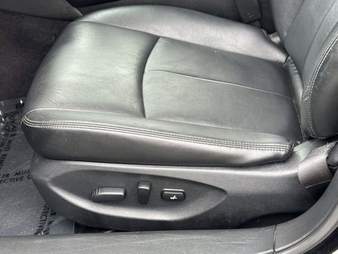 Used 2018 INFINITI Q50 Luxe w/ Essential Package (3.0T Luxe) image 14