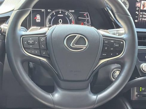 Used 2022 Lexus ES 350 w/ Premium Package FWD image 9