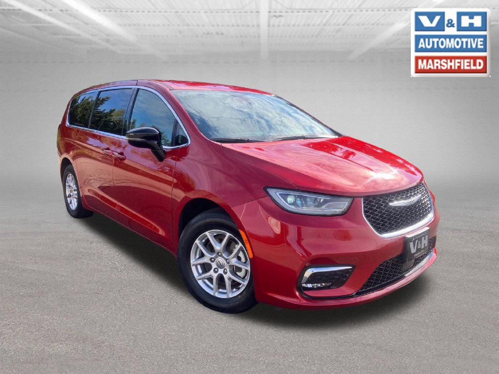 Used 2025 Chrysler Pacifica Select FWD image 29