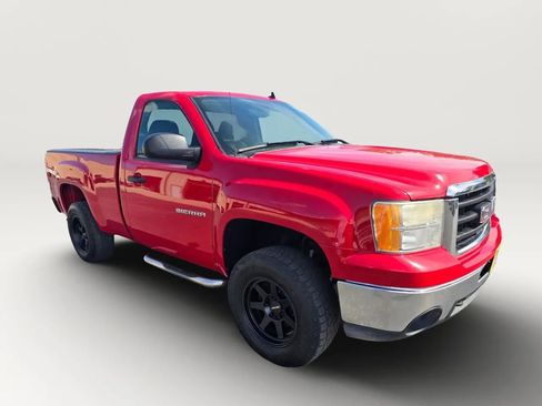 Used 2011 GMC Sierra 1500 SLE w/ SLE Preferred Package AWD/4WD image 4