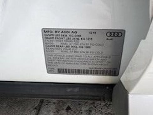 Used 2019 Audi Q5 Premium AWD/4WD image 5