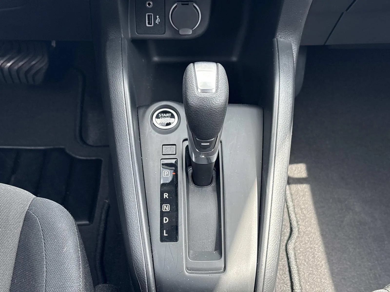 Used 2025 Nissan Kicks Play S FWD image 14