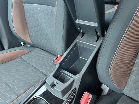 Used 2024 Nissan Kicks SR FWD image 28
