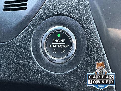 Used 2017 Ford Explorer XLT image 35