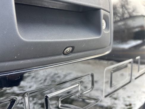 Used 2022 Chevrolet Colorado Z71 image 17