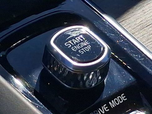 Used 2021 Volvo XC60 T5 Inscription image 19