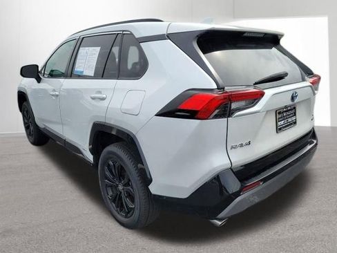 Used 2023 Toyota RAV4 SE AWD/4WD image 2