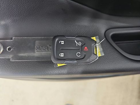 Used 2023 GMC Terrain SLE w/ Driver Convenience Package FWD image 40