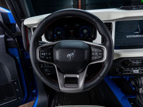 Used 2026 Ford Bronco Heritage Edition AWD/4WD image 18