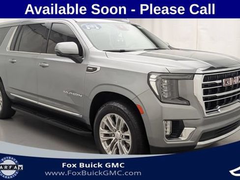 Certified 2023 GMC Yukon XL SLT w/ SLT Premium Package AWD/4WD image 3