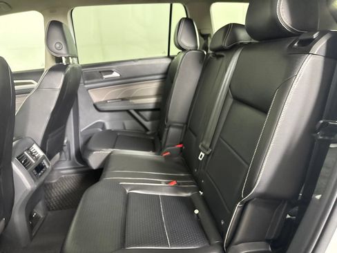 Used 2022 Volkswagen Atlas SE w/ Panoramic Sunroof Package FWD image 21