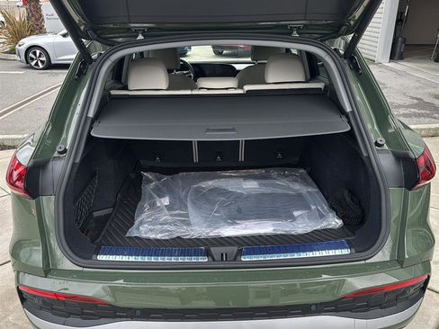 Used 2025 Audi Q5 Premium Plus w/ Premium Plus image 16